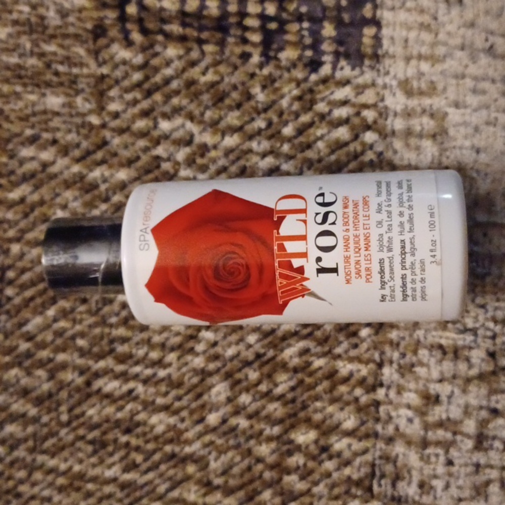 4/$30 Wild Rose Moisture Hand & Body Wash - Travel Size